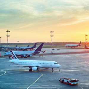 Plane enthusiast is given memorable experience